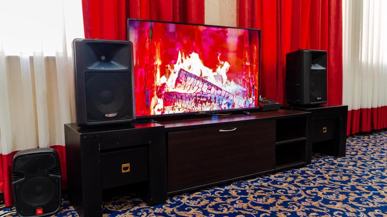 Cinema Plaza Hotel 바쿠 외부 사진