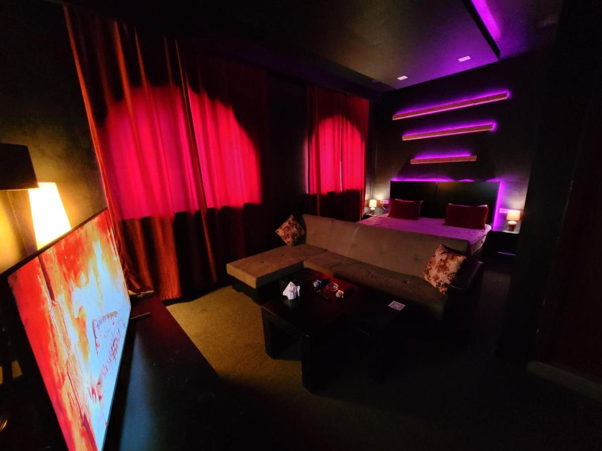 Cinema Plaza Hotel 바쿠 외부 사진