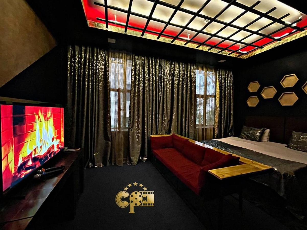 Cinema Plaza Hotel 바쿠 외부 사진
