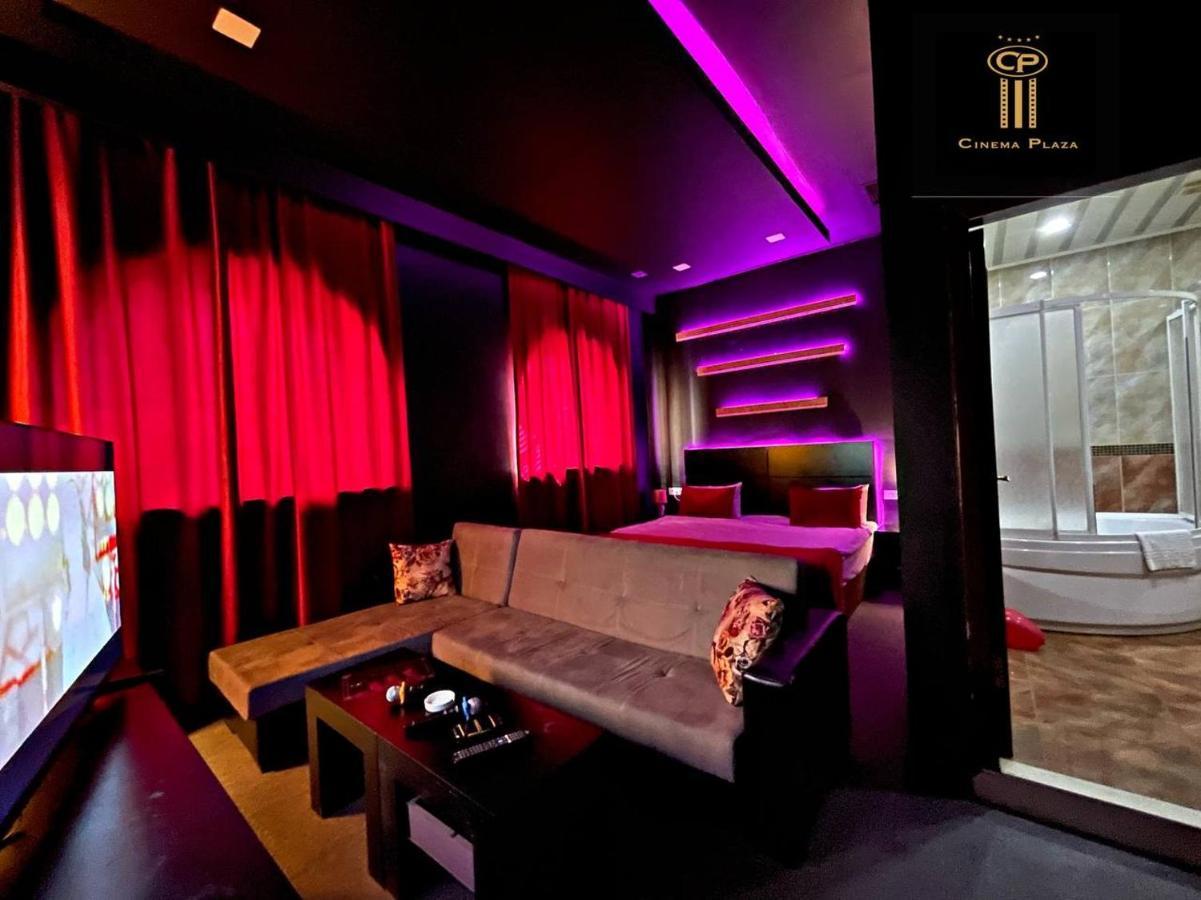 Cinema Plaza Hotel 바쿠 외부 사진