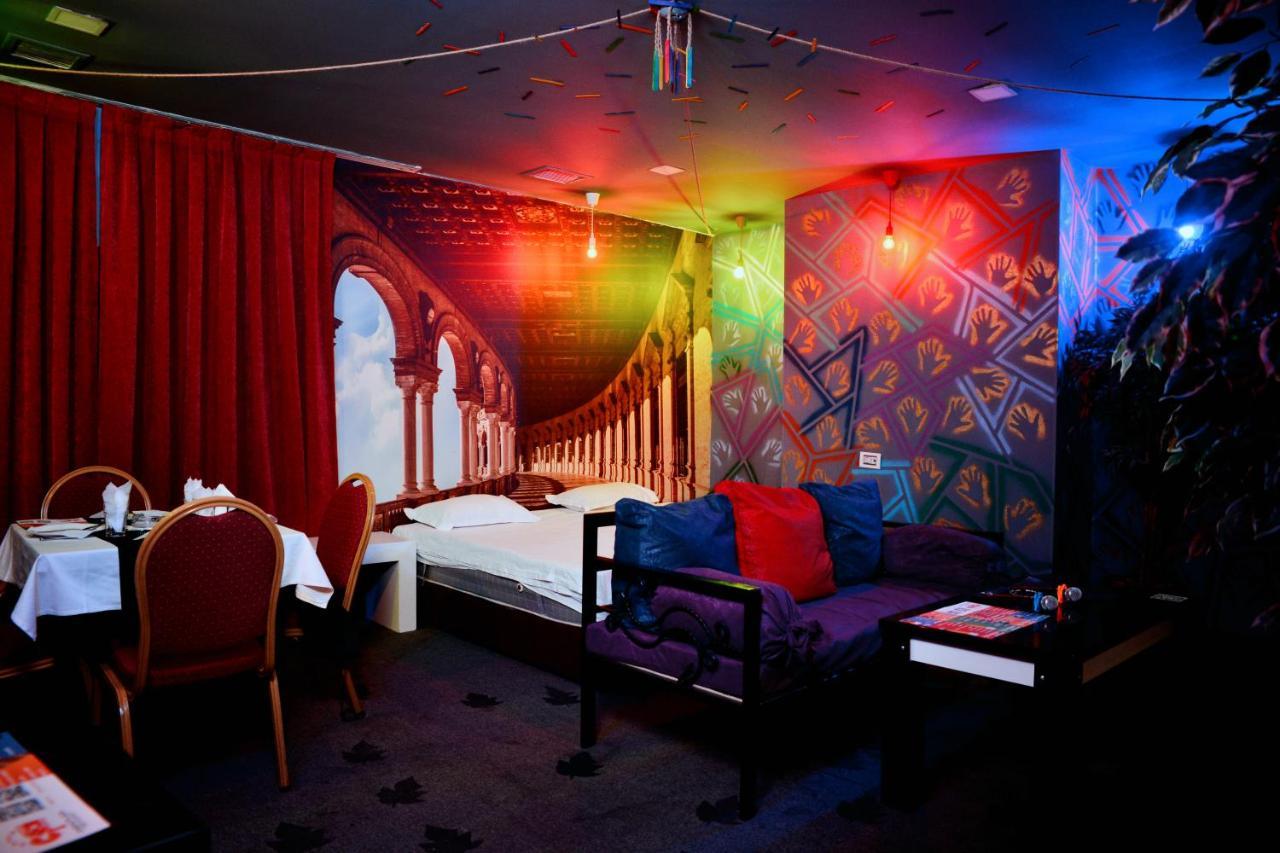 Cinema Plaza Hotel 바쿠 외부 사진