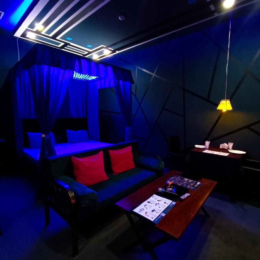 Cinema Plaza Hotel 바쿠 외부 사진