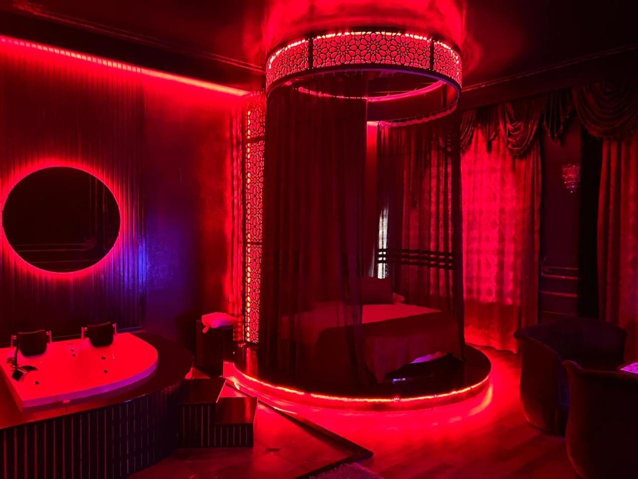 Cinema Plaza Hotel 바쿠 외부 사진