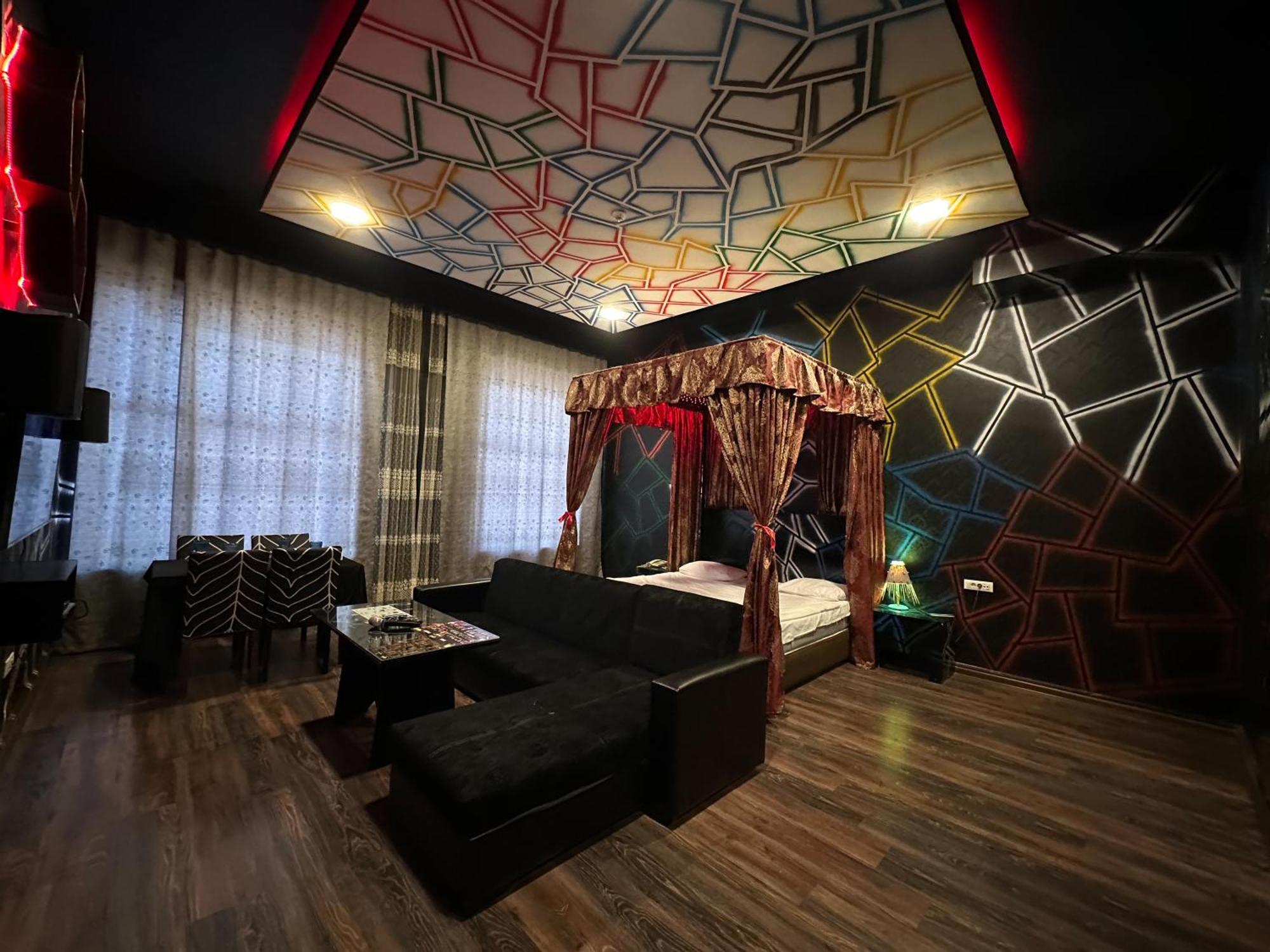 Cinema Plaza Hotel 바쿠 외부 사진