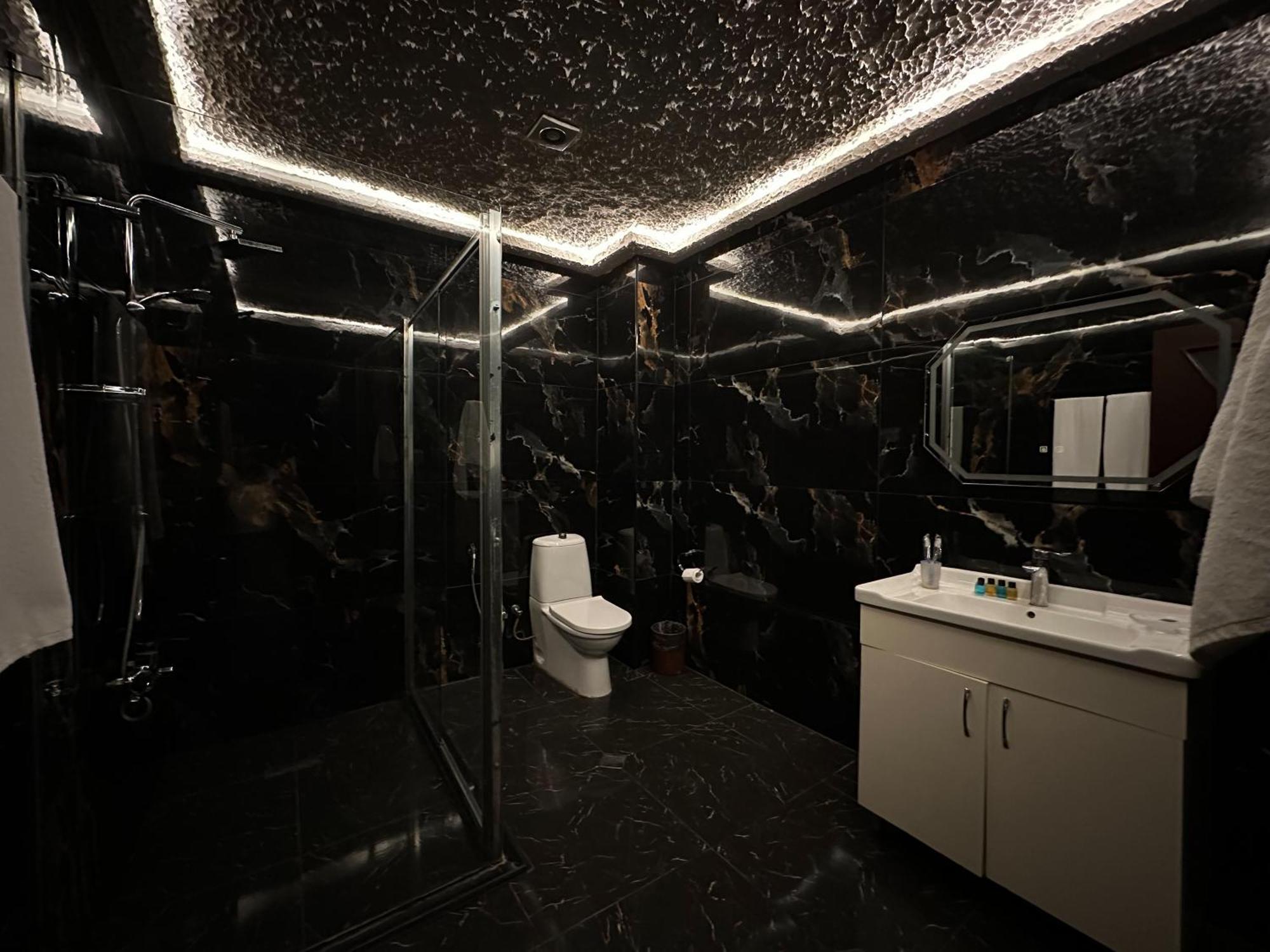 Cinema Plaza Hotel 바쿠 외부 사진
