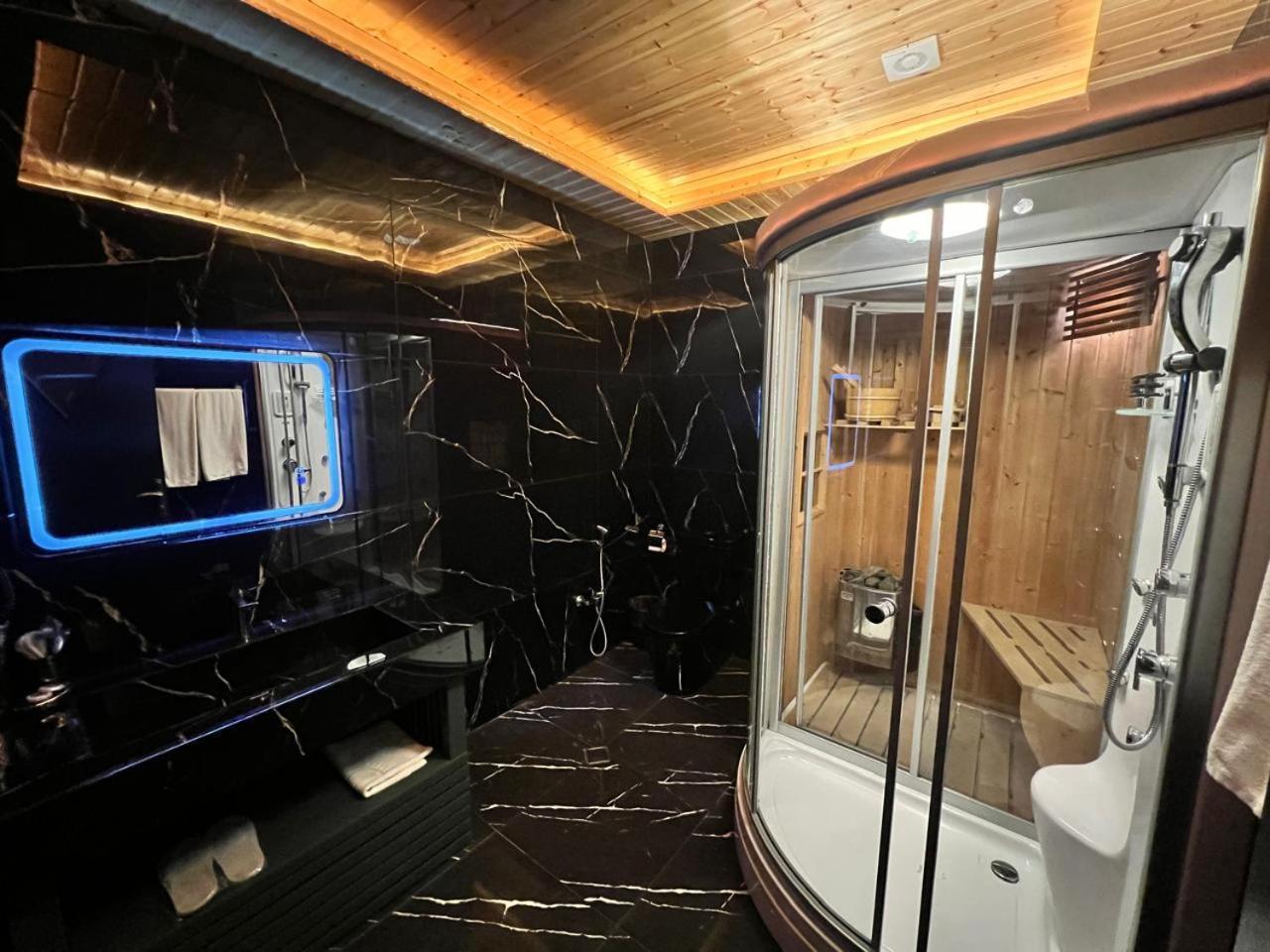 Cinema Plaza Hotel 바쿠 외부 사진